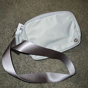 lululemon belt bag